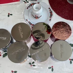 This candle bundle is sold